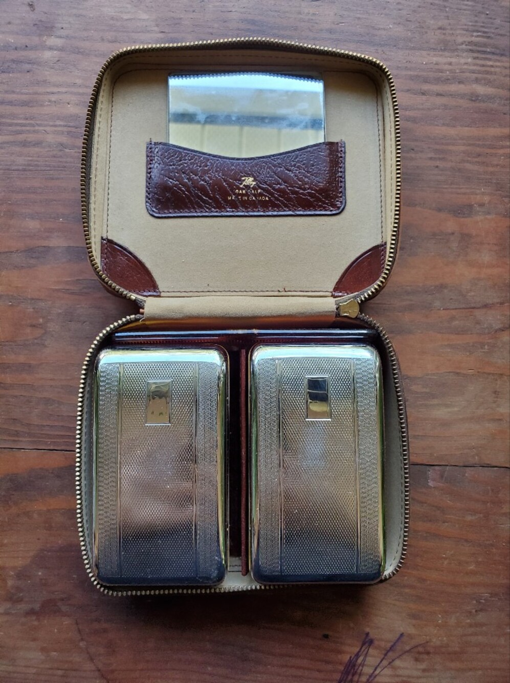 VTG 1970s Tilley Canada Oak Calf Leather Men's Travel Grooming Vanity Kit Set